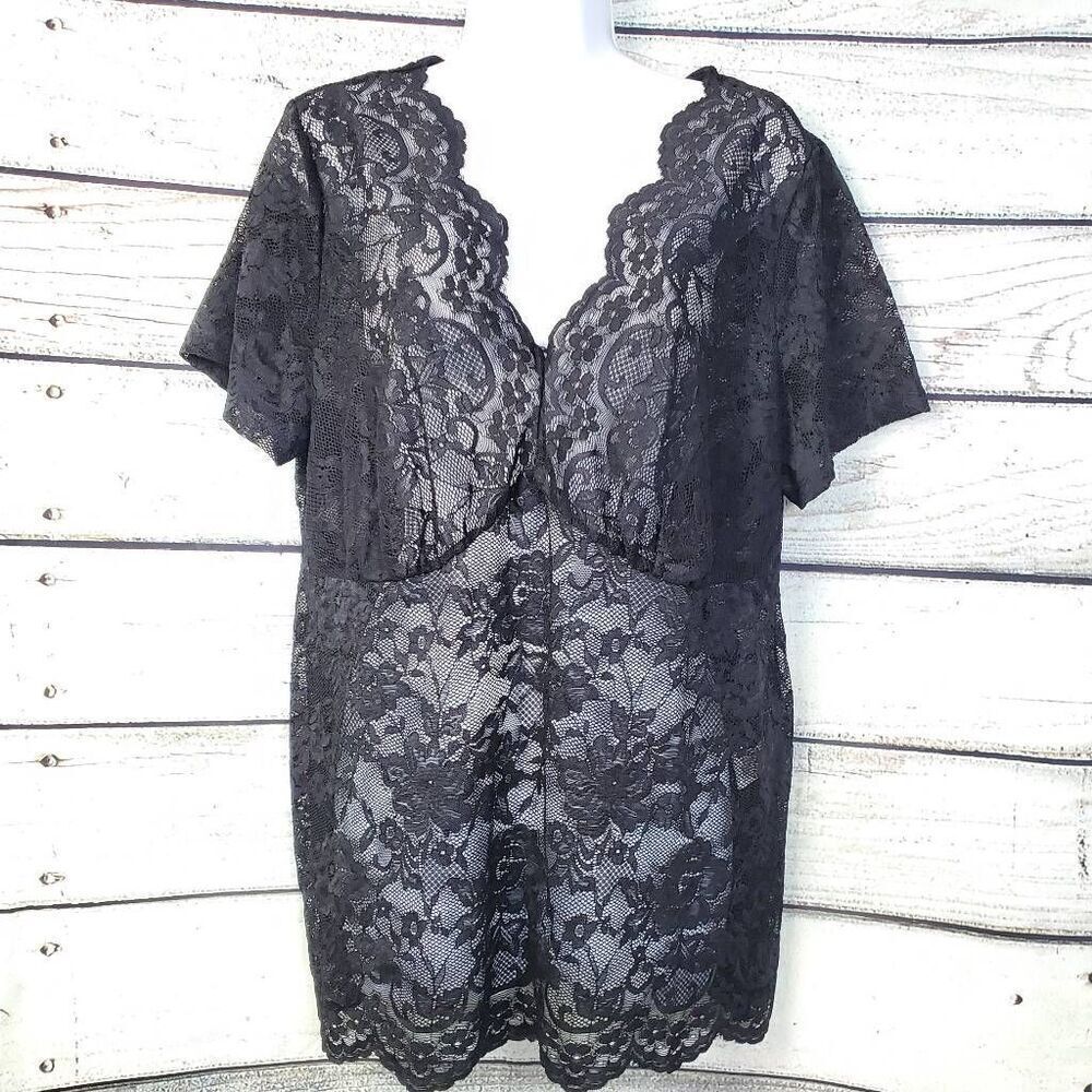 SHEIN Curve 4XL Black Floral Lace Overlay Short Sleeve Plus Size Blouse